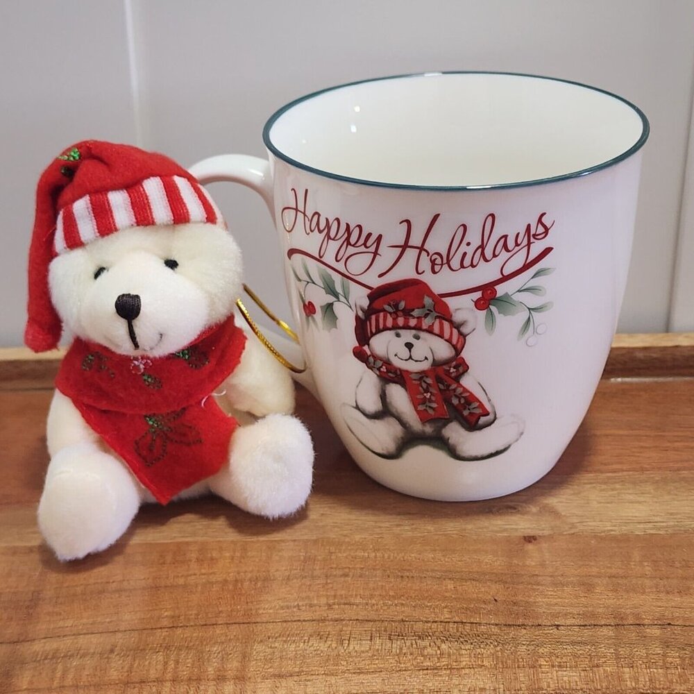 Pfaltzgraff Winterberry Mug 20oz & Bear Ornament Set Happy Holidays Christmas